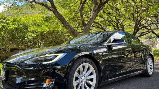 TESLA MODEL S 2018 5YJSA1E22JF294042 image